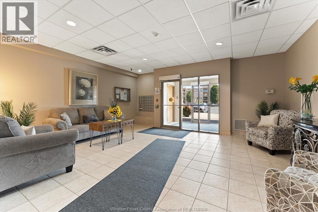 315 Village Grove Unit# 203, Tecumseh, Ontario  N8N 5G4 - Photo 29 - 25027467