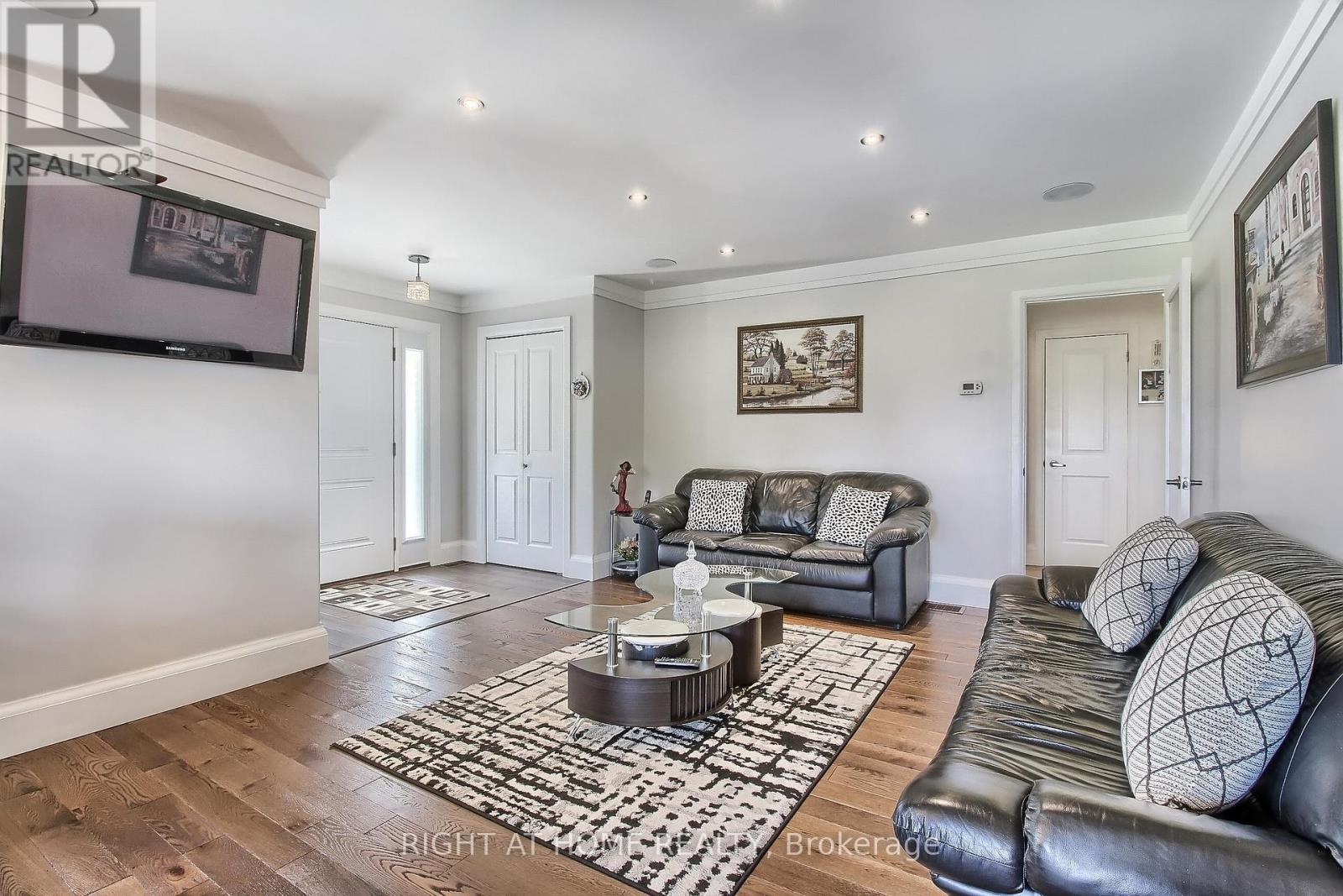 3800 County 88 Road, Bradford West Gwillimbury, Ontario  L3Z 3K7 - Photo 5 - N12487489