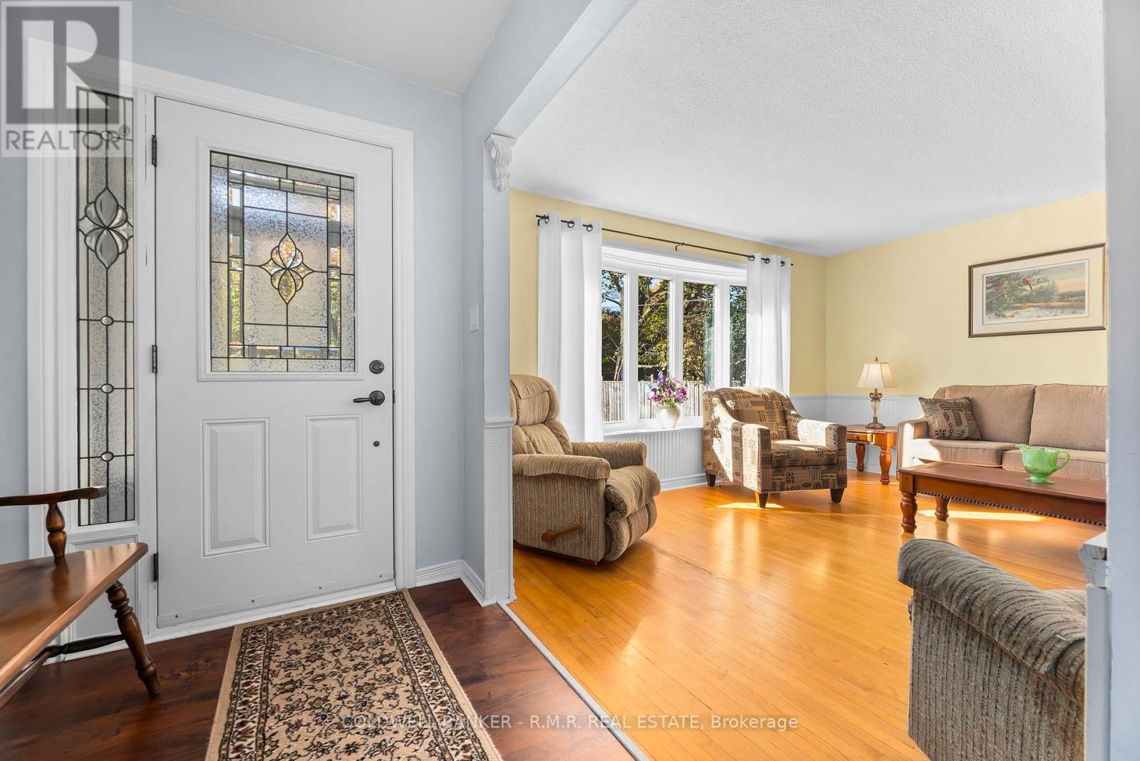 93 Cedar Street N, Uxbridge, Ontario  L9P 1B2 - Photo 2 - N12487491