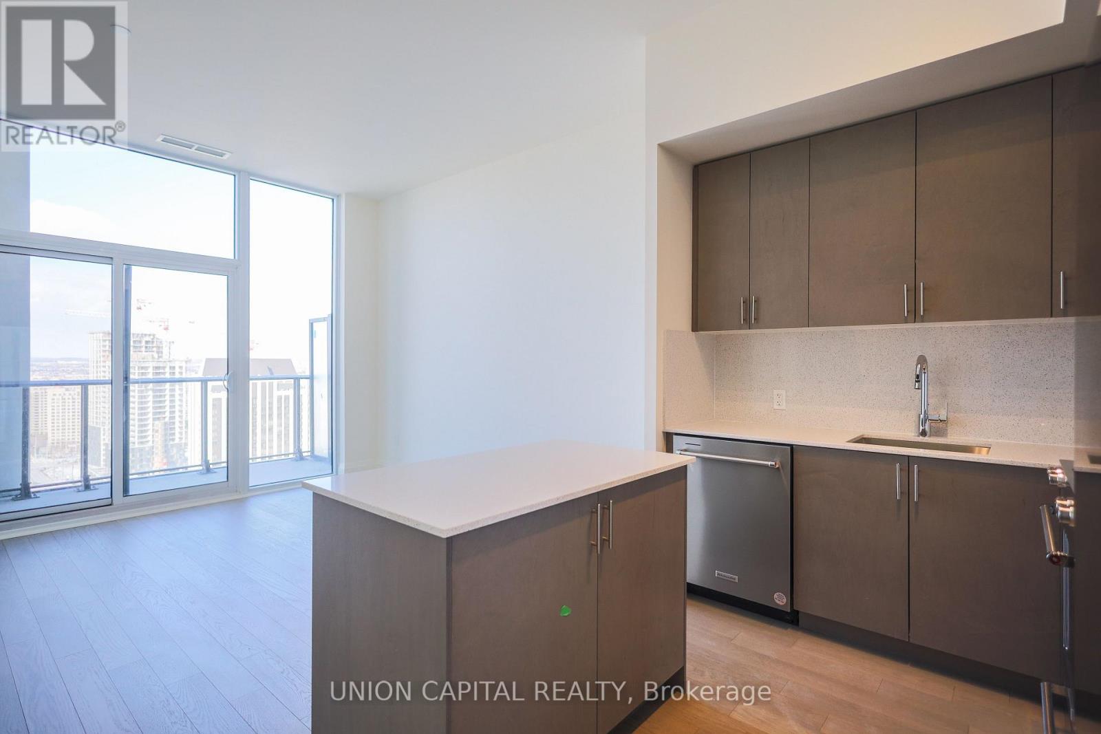 Ph208 - 9000 Jane Street, Vaughan, Ontario  L4K 0G5 - Photo 15 - N12487501