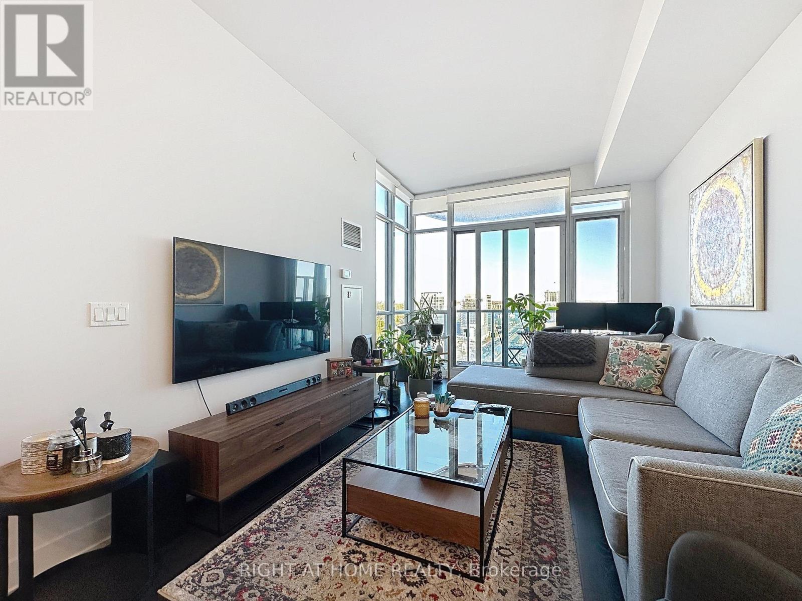 Lph05 - 9471 Yonge Street, Richmond Hill, Ontario  L4C 1V4 - Photo 3 - N12487506