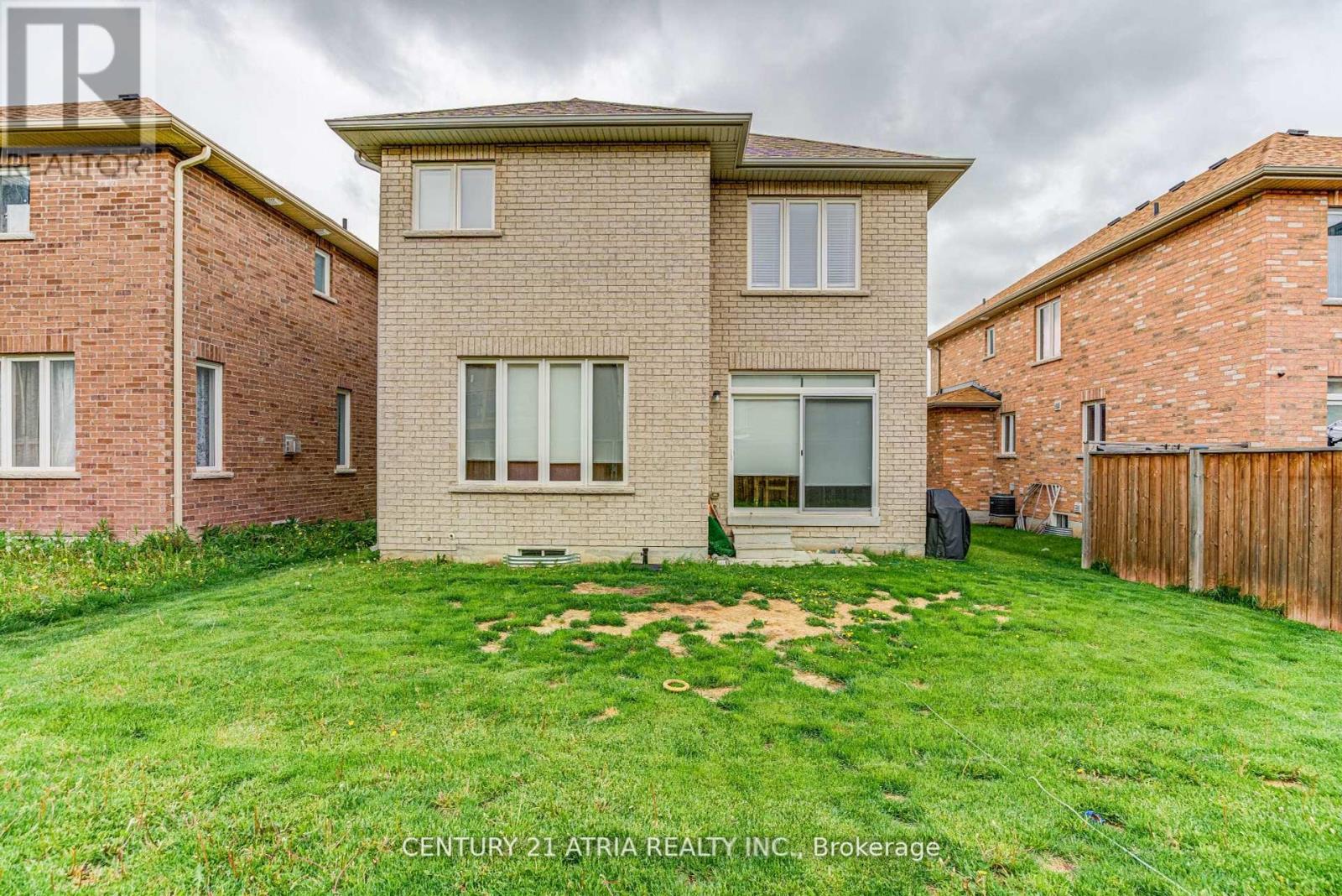 92 Sutherland Avenue, Bradford West Gwillimbury, Ontario  L3Z 4H4 - Photo 22 - N12487517