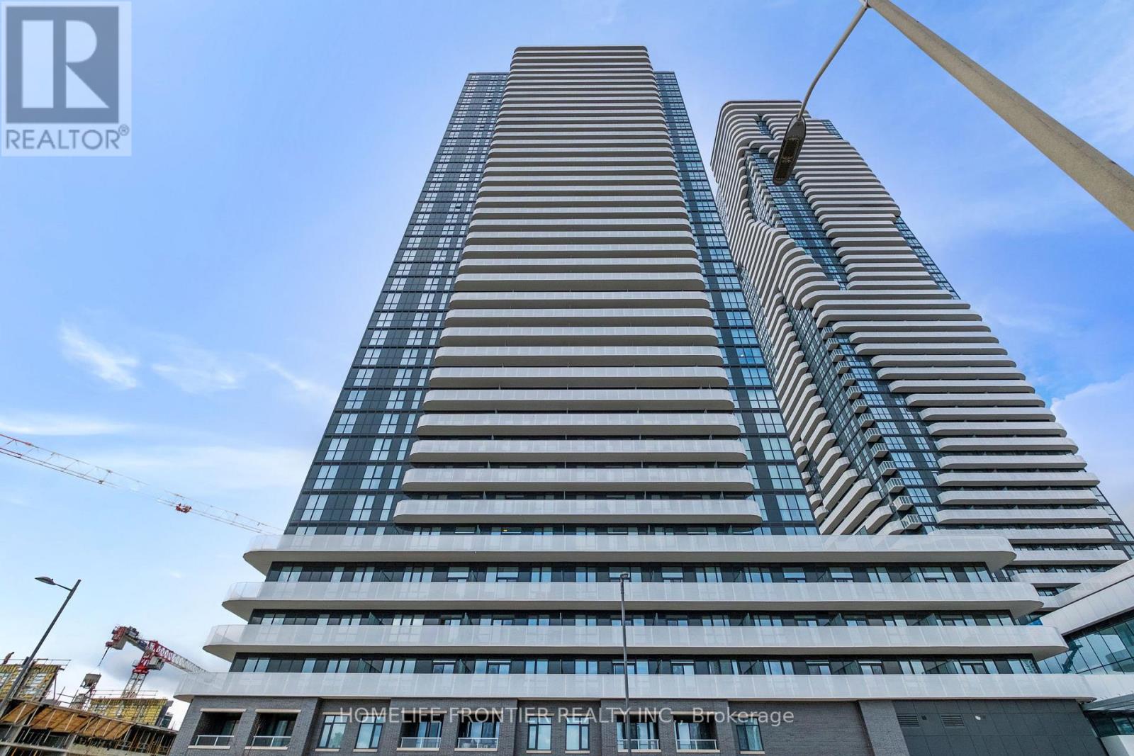 4015 - 28 INTERCHANGE WAY, Vaughan, Ontario