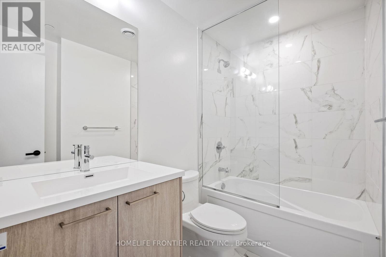 4015 - 28 Interchange Way, Vaughan, Ontario  L4K 0P8 - Photo 16 - N12487537