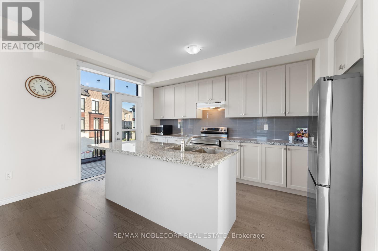 75 Holyrood Crescent, Vaughan (Kleinburg), Ontario  L4H 5G2 - Photo 20 - N12487553