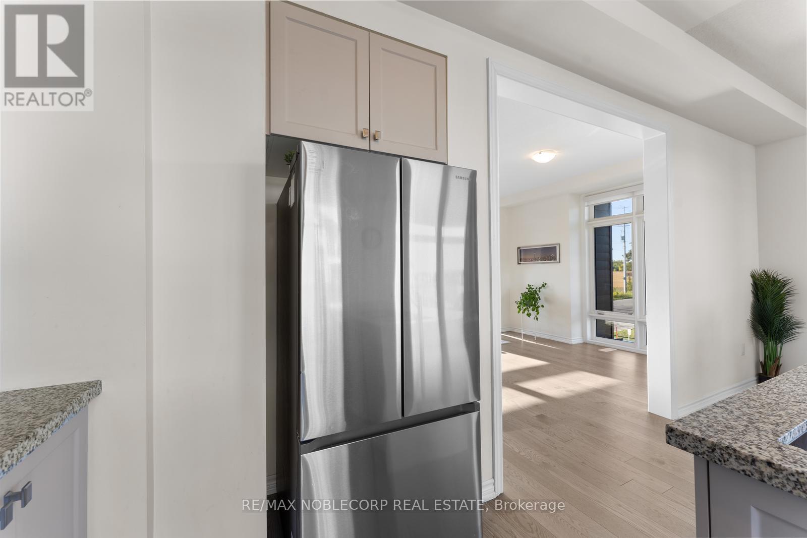 75 Holyrood Crescent, Vaughan (Kleinburg), Ontario  L4H 5G2 - Photo 23 - N12487553