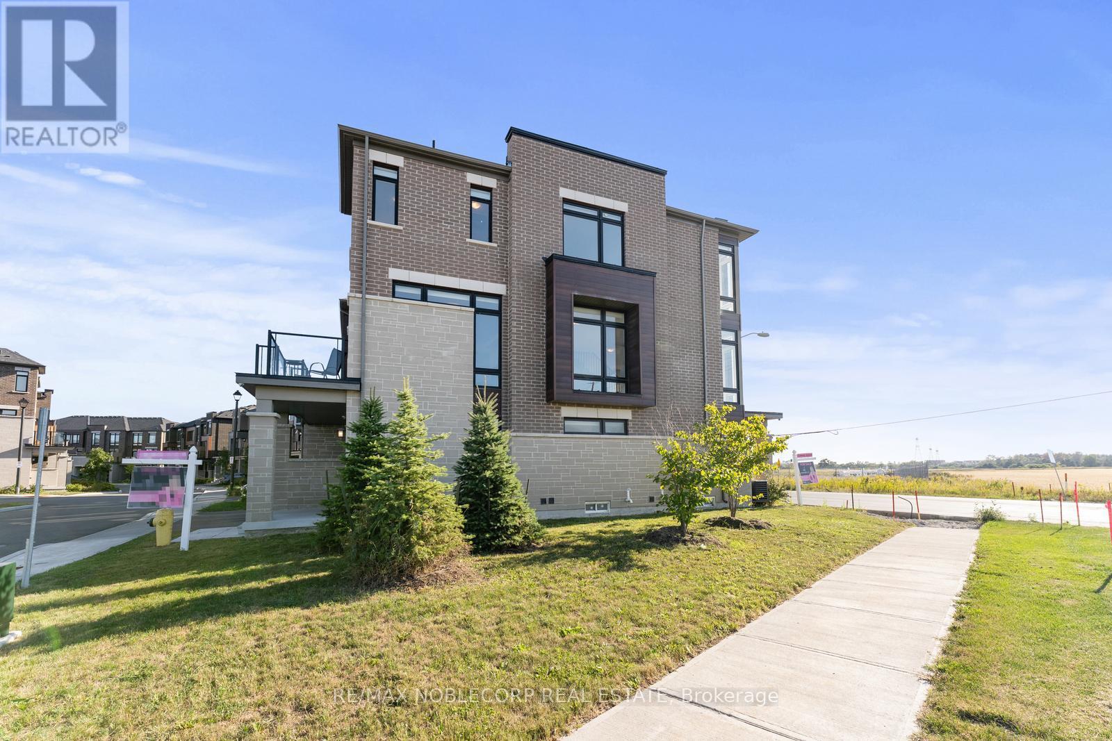 75 Holyrood Crescent, Vaughan (Kleinburg), Ontario  L4H 5G2 - Photo 47 - N12487553