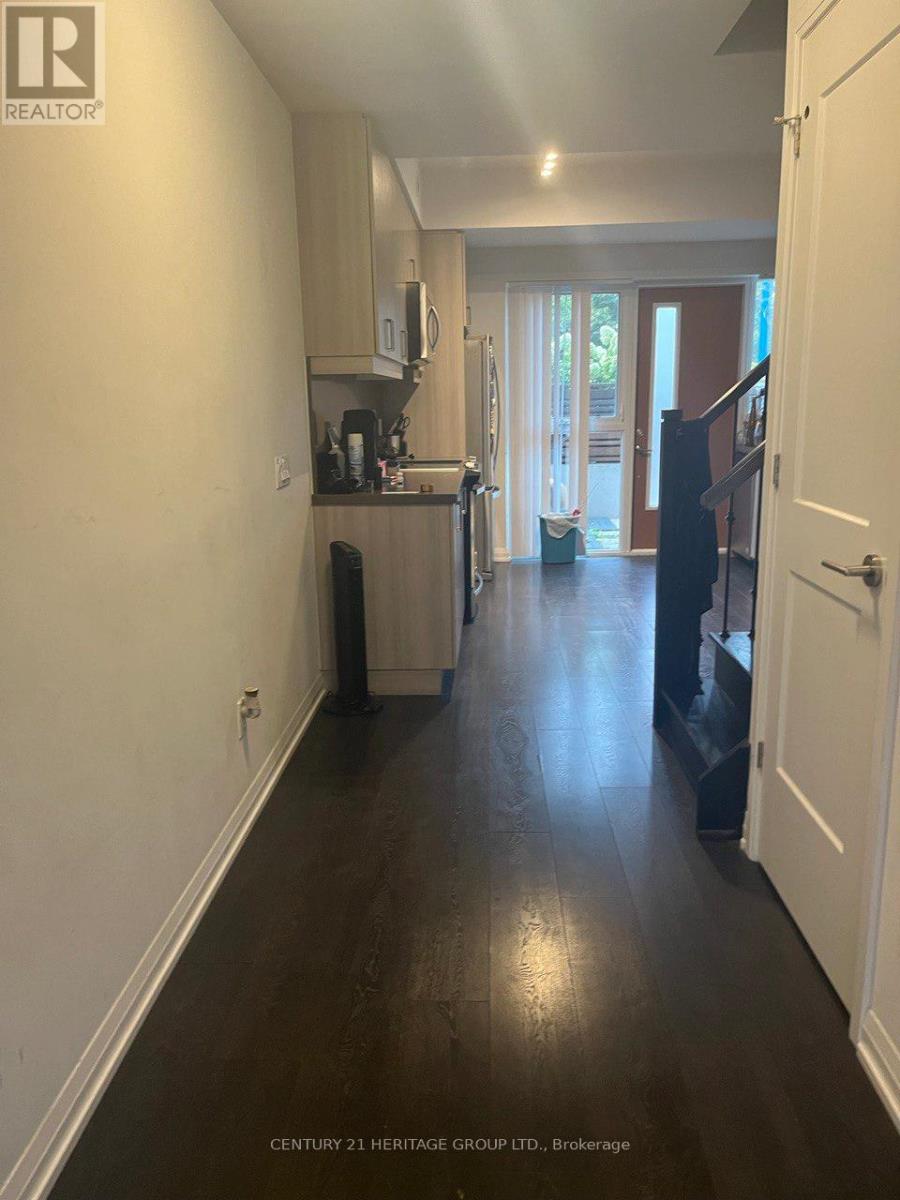 54 - 1040 Portage Parkway, Vaughan (Concord), Ontario  L4K 0K3 - Photo 3 - N12487561