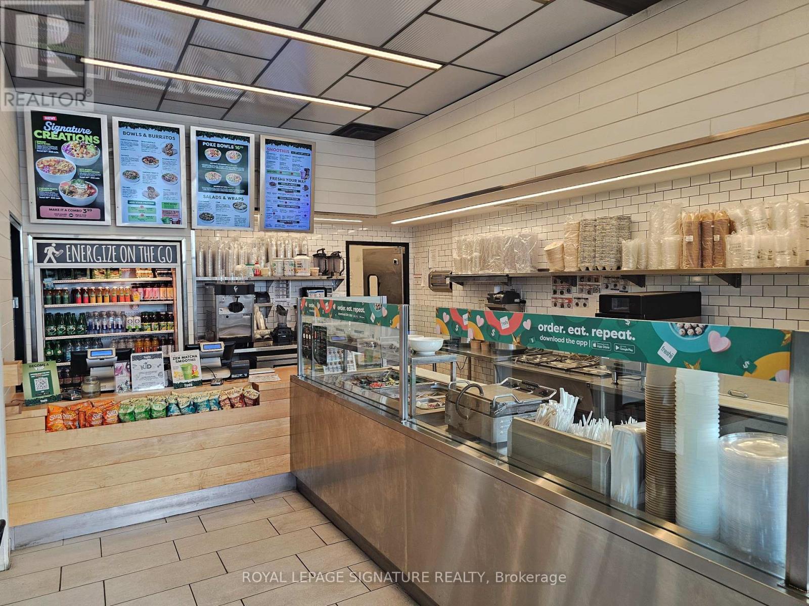 1484 Innisfil Beach Road, Innisfil (Alcona), Ontario  L9S 0N1 - Photo 3 - N12487568