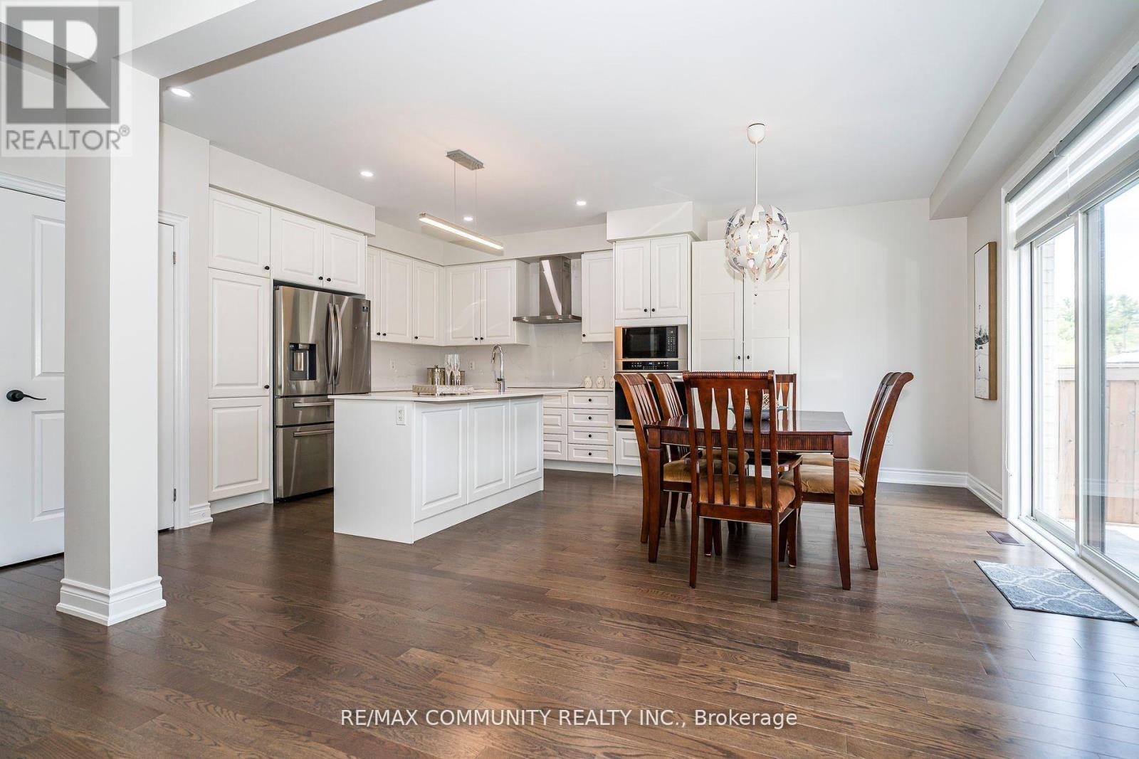 146 Wandering Glider Trail, Bradford West Gwillimbury, Ontario  L3Z 2A5 - Photo 12 - N12487580