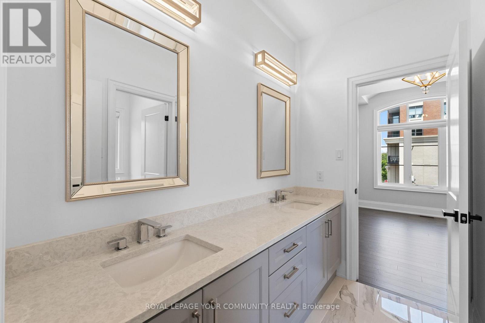 5 Phila Lane, Aurora, Ontario  L4G 4A1 - Photo 20 - N12487595