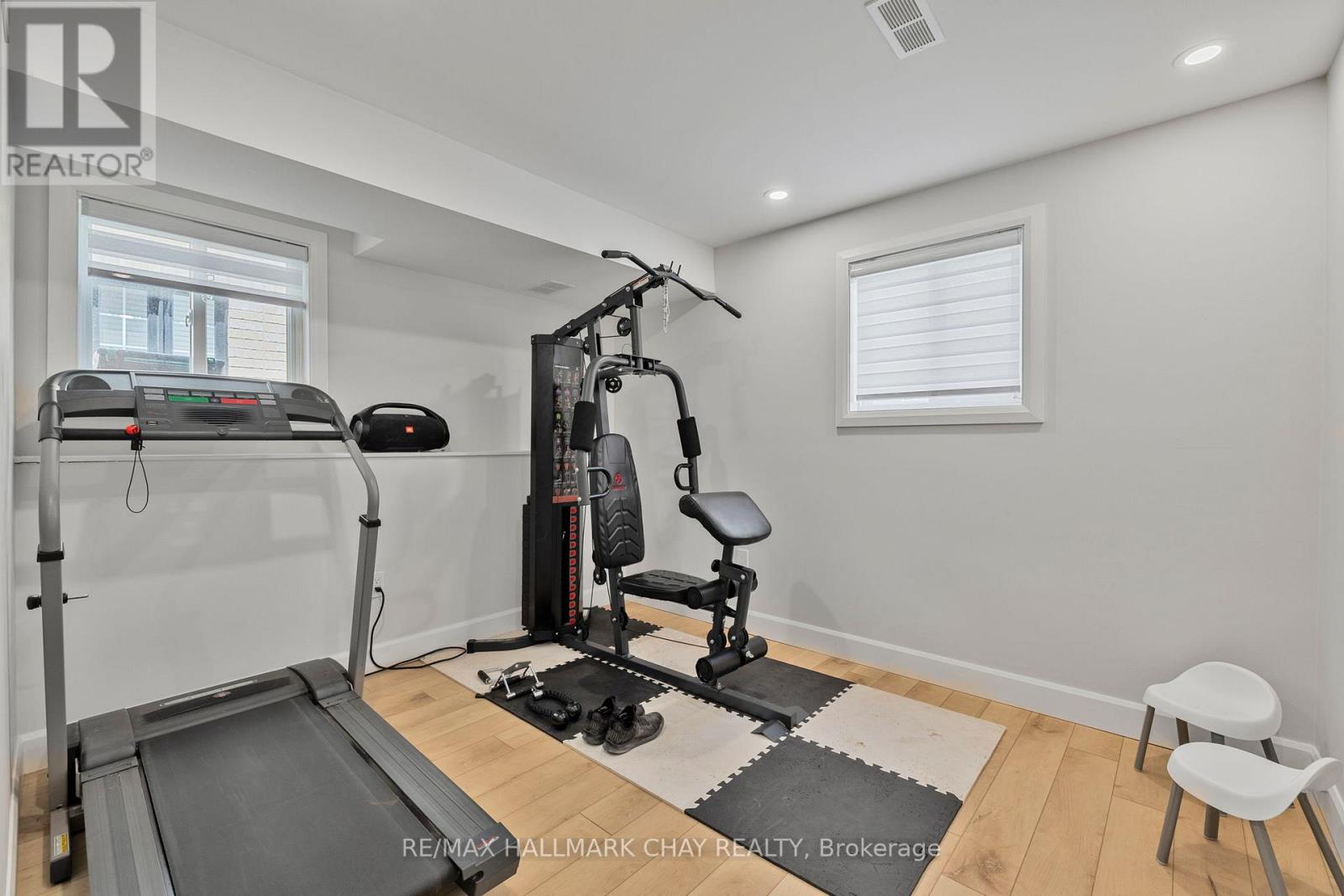 23 Smith Street, Bradford West Gwillimbury (Bradford), Ontario  L3Z 3E1 - Photo 26 - N12487601