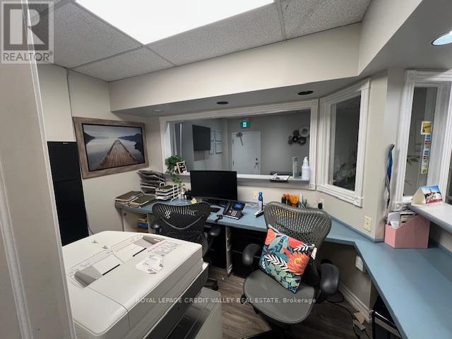 202 - 1 Nelson Street W, Brampton, Ontario  L6X 3E4 - Photo 10 - W12487490