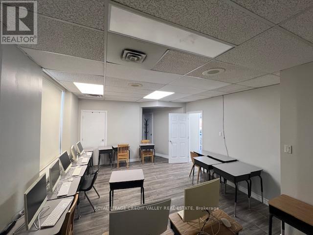 202 - 1 Nelson Street W, Brampton, Ontario  L6X 3E4 - Photo 19 - W12487490