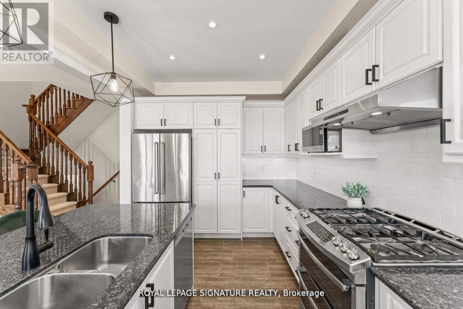 3453 Fourth Line, Oakville, Ontario  L6M 1N8 - Photo 16 - W12487495