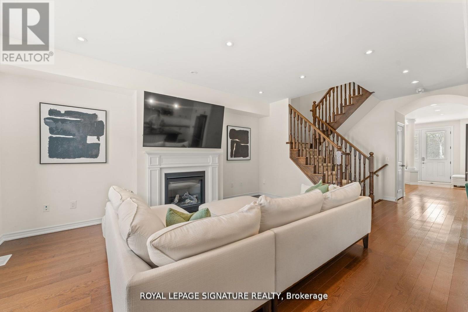 3453 Fourth Line, Oakville, Ontario  L6M 1N8 - Photo 7 - W12487495