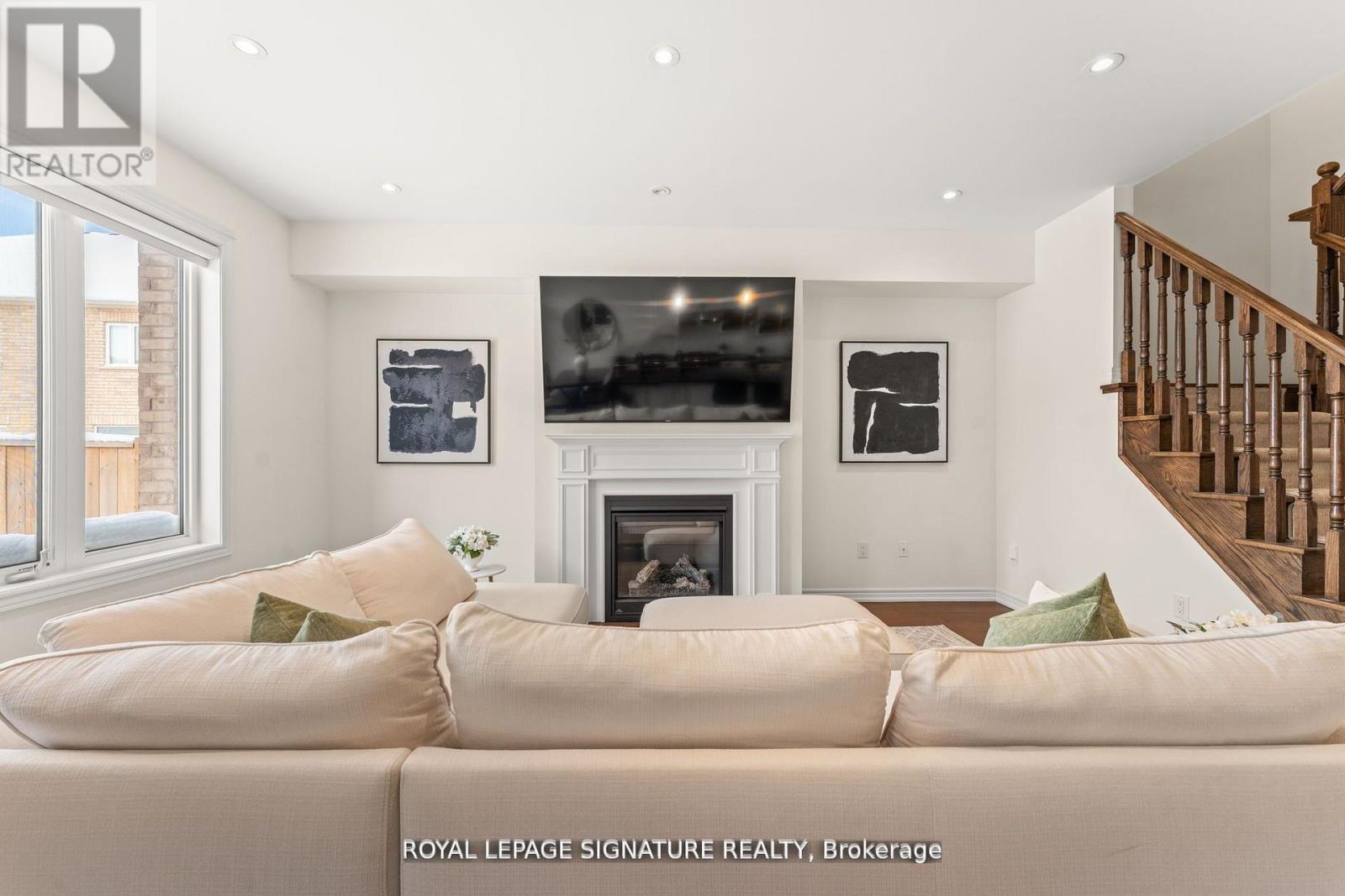 3453 Fourth Line, Oakville, Ontario  L6M 1N8 - Photo 8 - W12487495