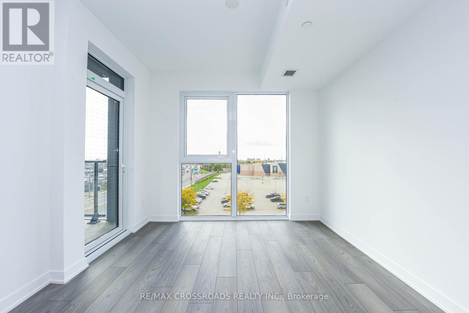 516 - 1007 The Queensway, Toronto, Ontario  M8Z 6C7 - Photo 12 - W12487509