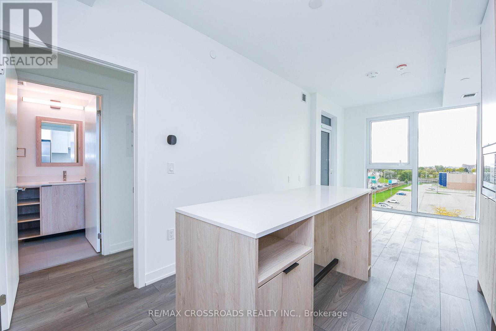 516 - 1007 The Queensway, Toronto, Ontario  M8Z 6C7 - Photo 15 - W12487509