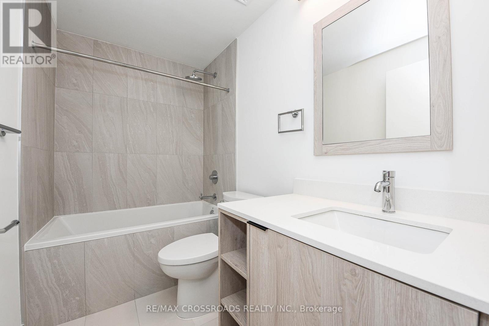 516 - 1007 The Queensway, Toronto, Ontario  M8Z 6C7 - Photo 7 - W12487509