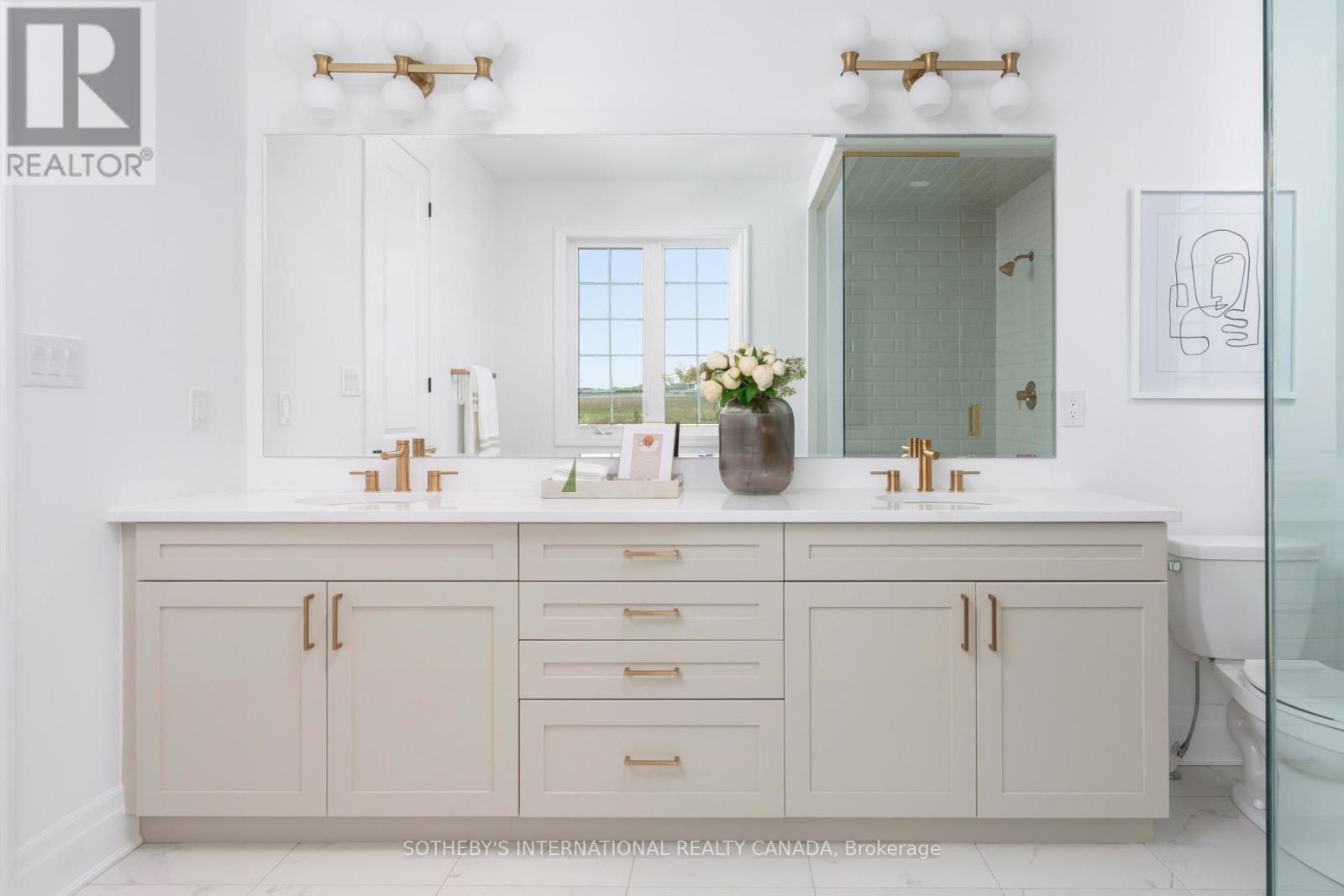 1556 Cookman Drive, Milton, Ontario  L9E 2A7 - Photo 28 - W12487511