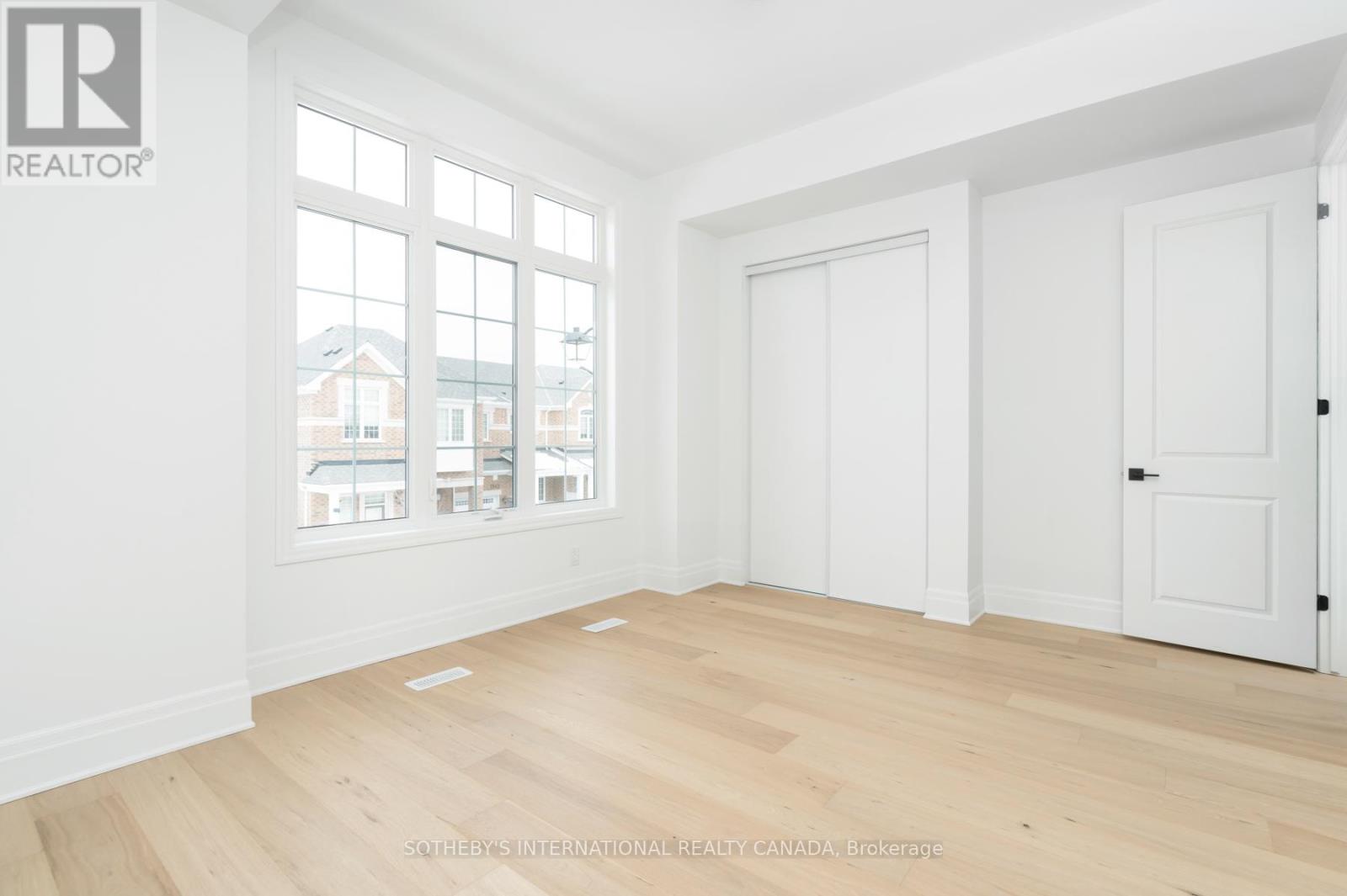 1556 Cookman Drive, Milton, Ontario  L9E 2A7 - Photo 39 - W12487511