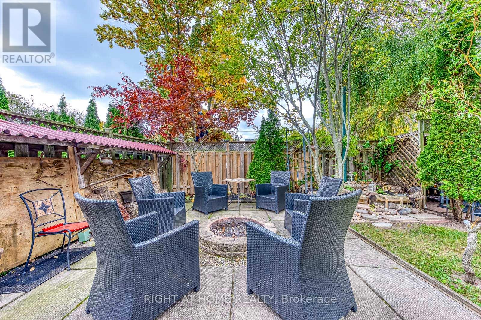 364 Bevan Drive, Burlington, Ontario  L7L 4L4 - Photo 38 - W12487514