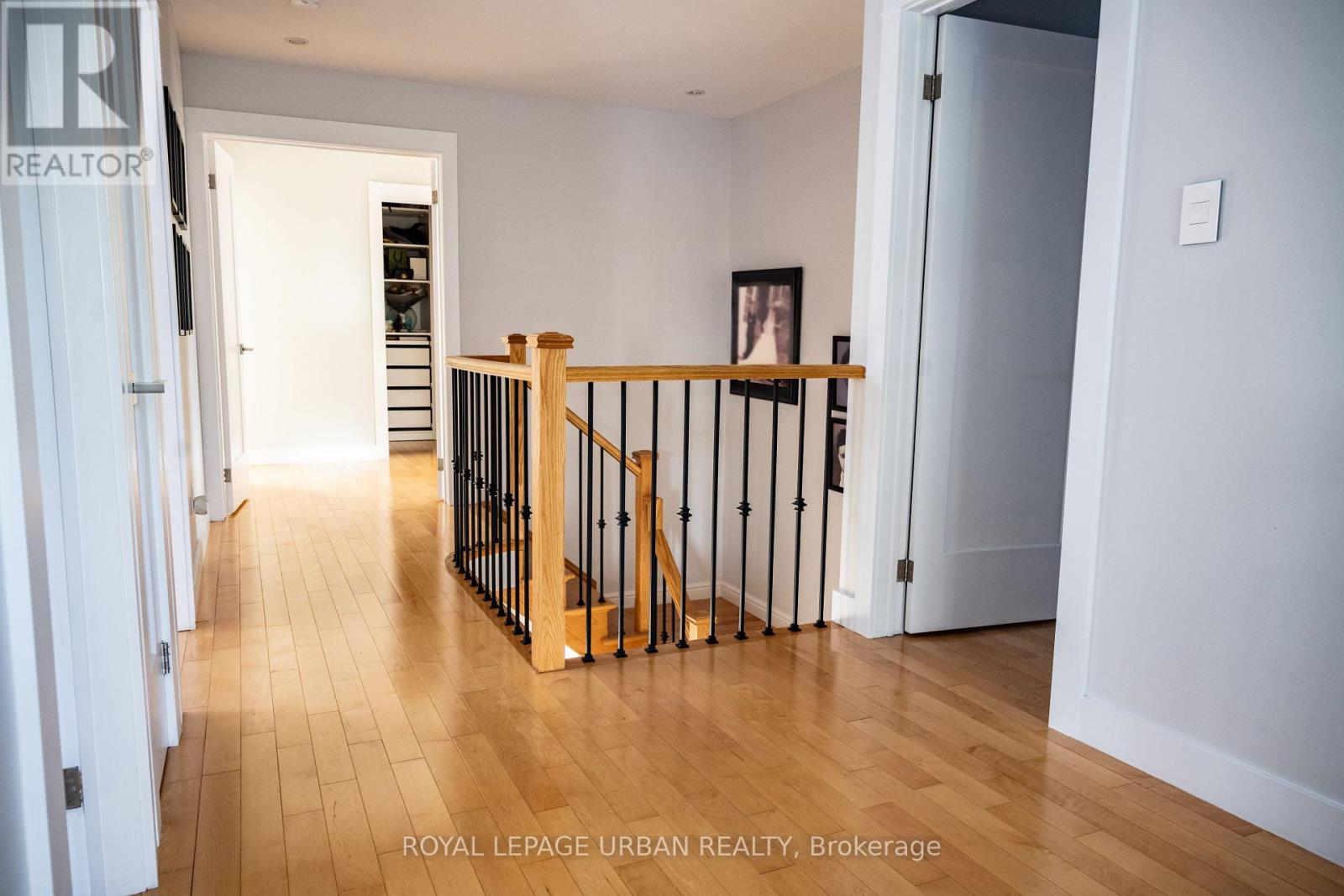 27 Lightheart Drive, Caledon, Ontario  L7C 1E3 - Photo 11 - W12487526