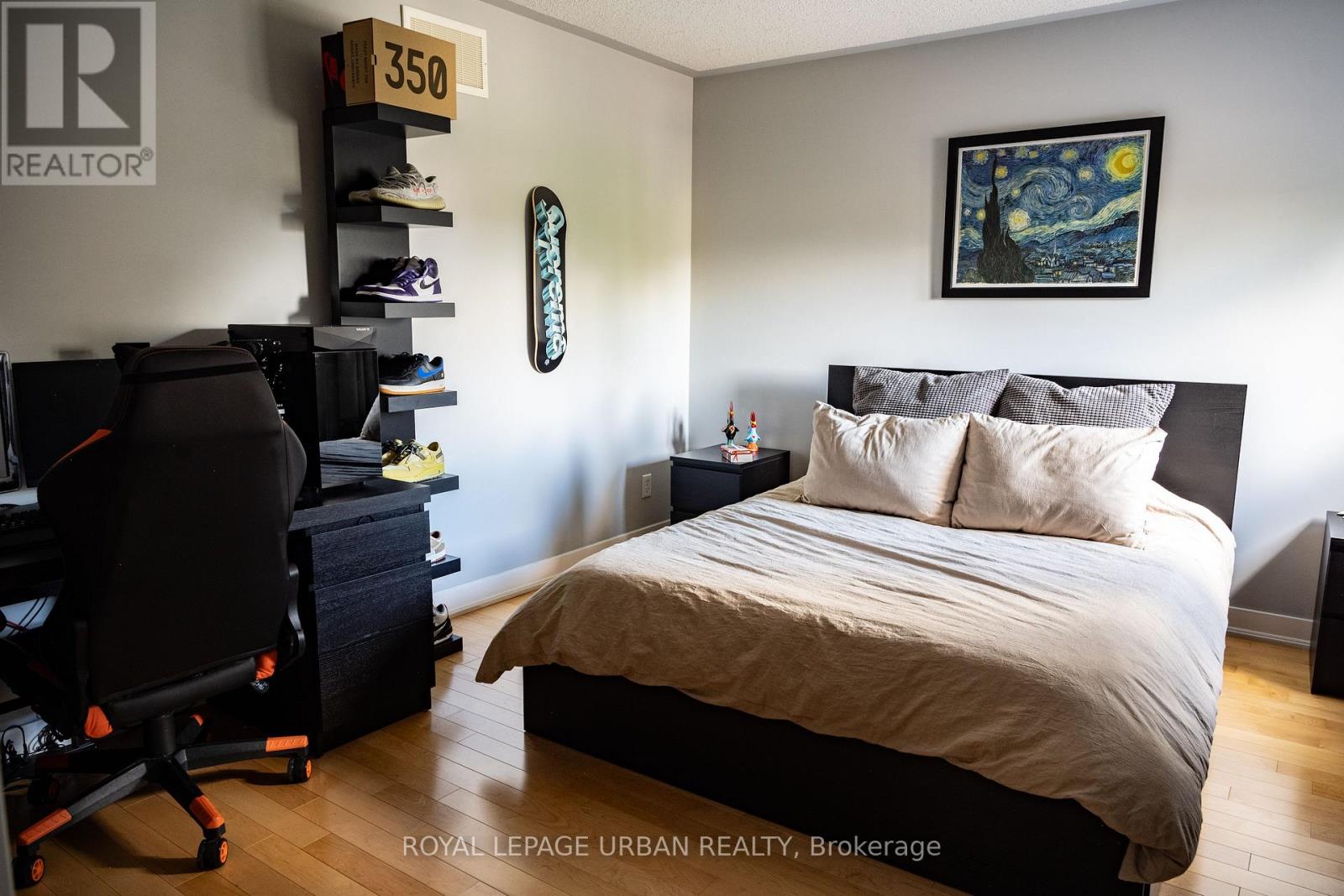 27 Lightheart Drive, Caledon, Ontario  L7C 1E3 - Photo 13 - W12487526