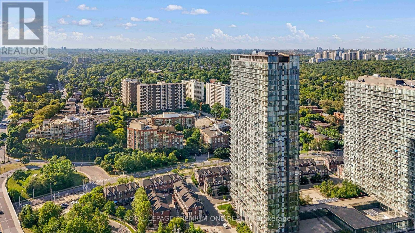 608 - 60 Southport Street, Toronto (High Park-Swansea), Ontario  M6S 3N4 - Photo 36 - W12487536