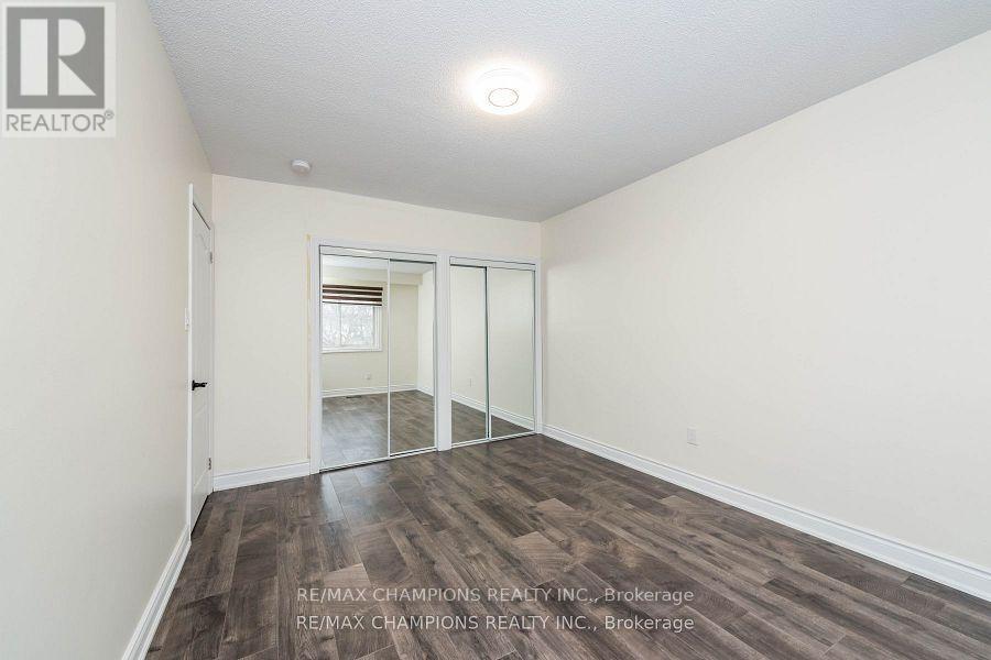 11 Crosswood Lane, Brampton, Ontario  L6V 3M1 - Photo 20 - W12487547