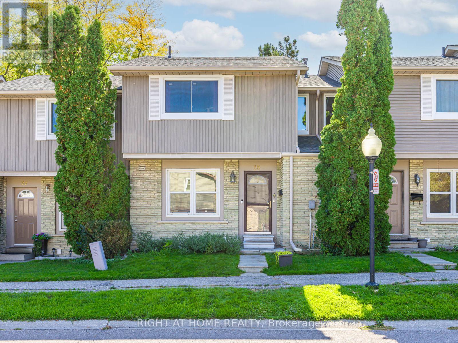 28 - 120 FALCONER DRIVE, Mississauga, Ontario