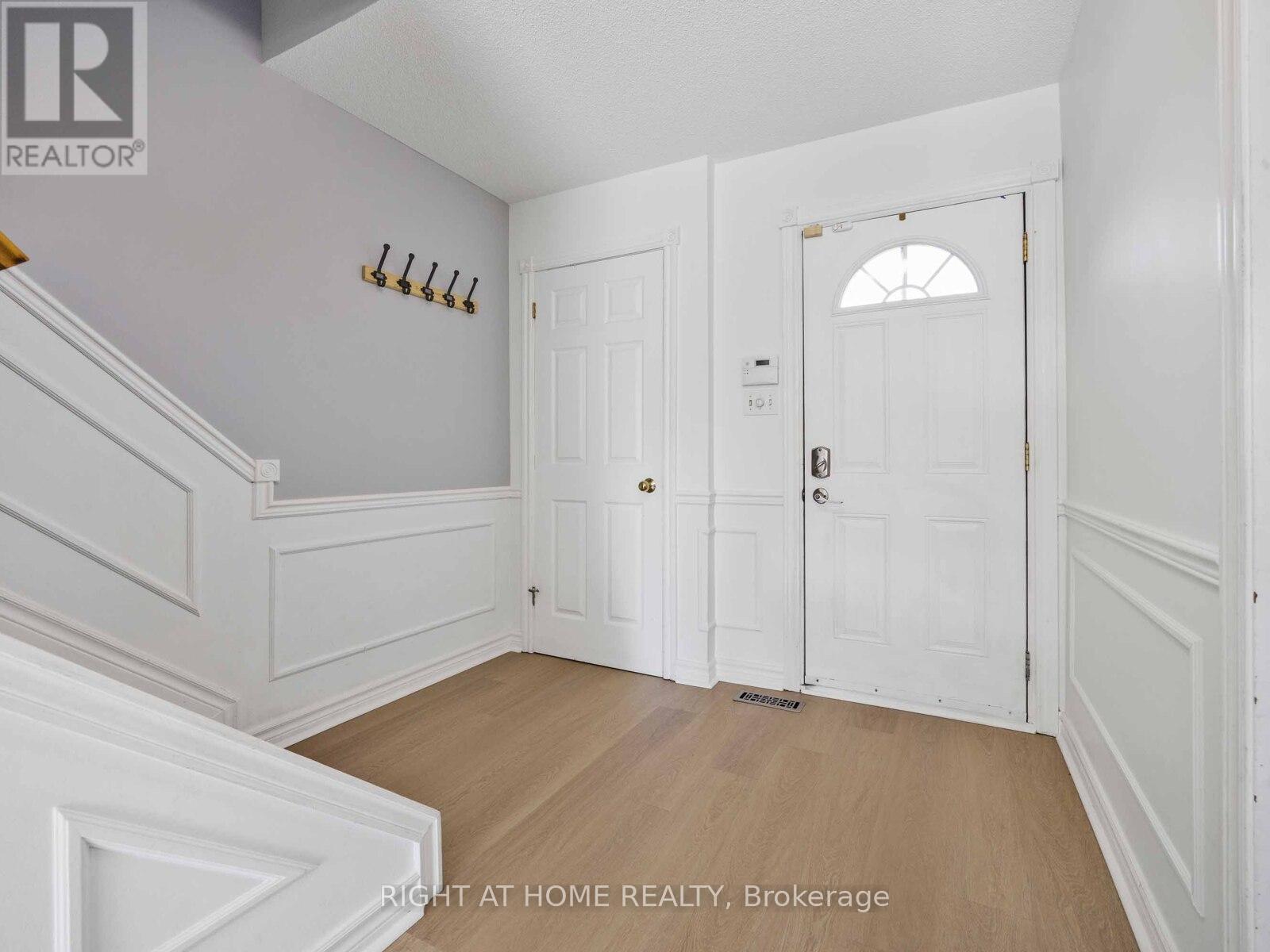 28 - 120 Falconer Drive, Mississauga, Ontario  L5N 1P5 - Photo 12 - W12487552