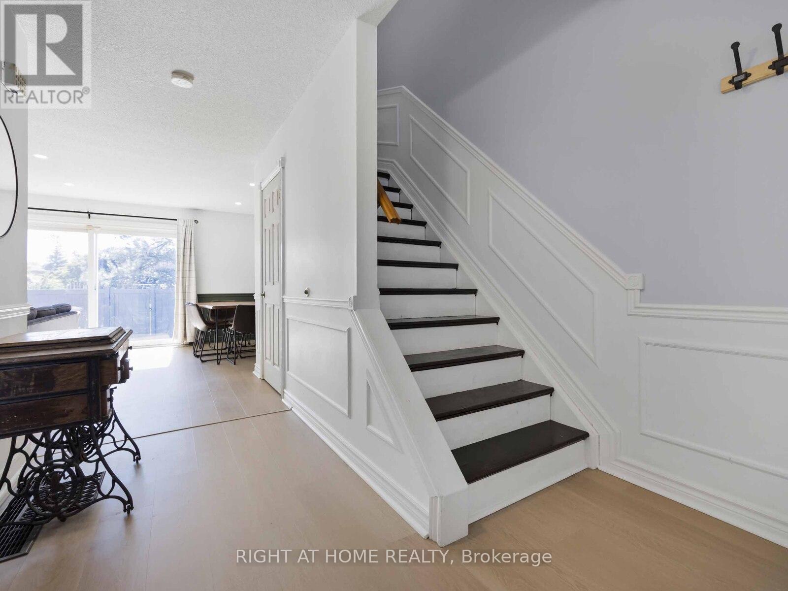 28 - 120 Falconer Drive, Mississauga, Ontario  L5N 1P5 - Photo 13 - W12487552