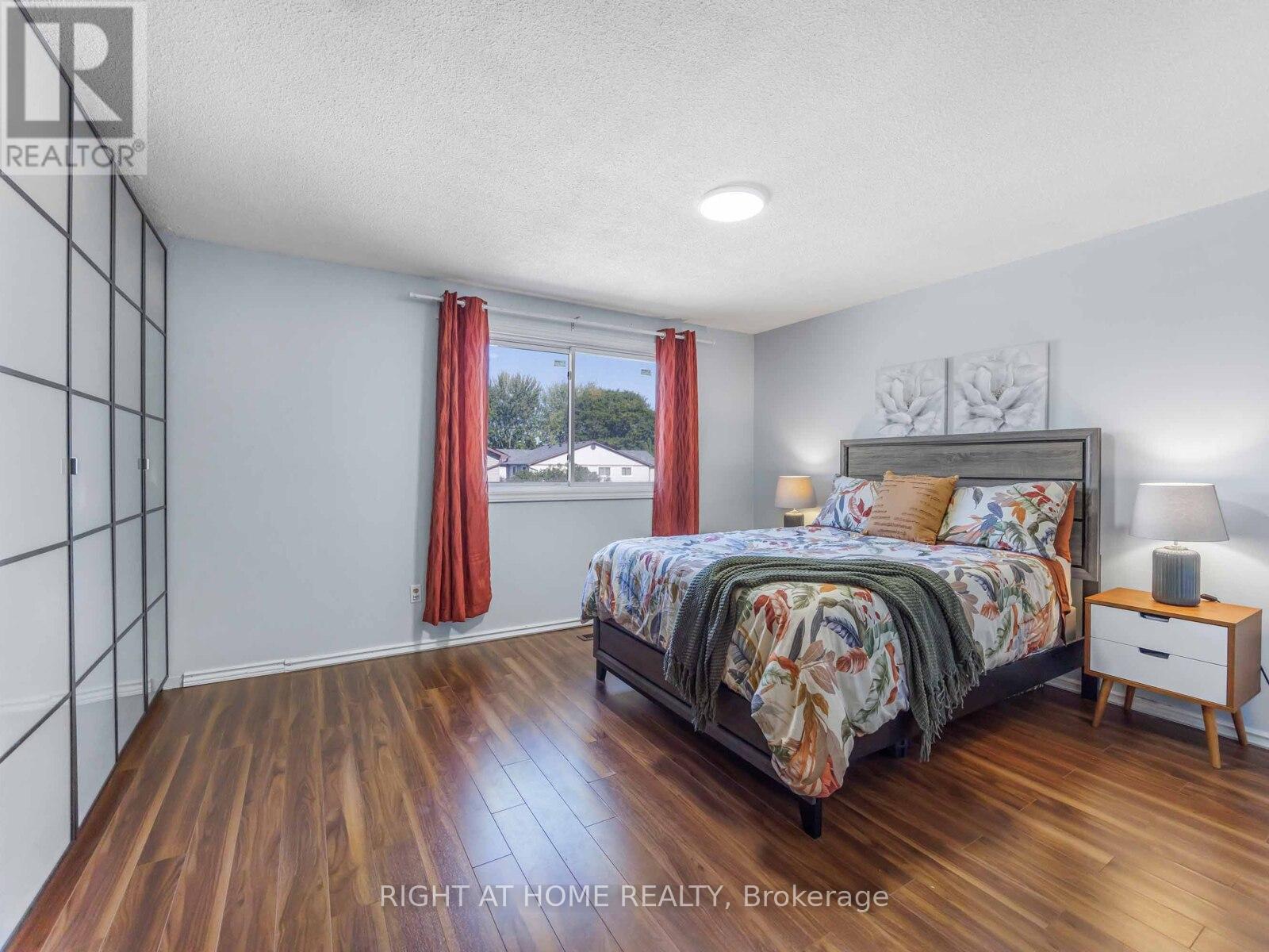 28 - 120 Falconer Drive, Mississauga, Ontario  L5N 1P5 - Photo 16 - W12487552