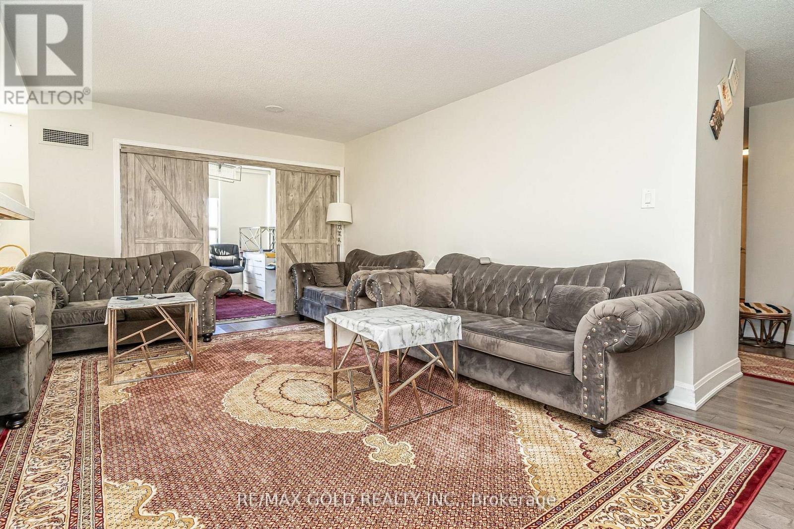 403 - 30 Malta Avenue, Brampton, Ontario  L6Y 4W6 - Photo 13 - W12487562