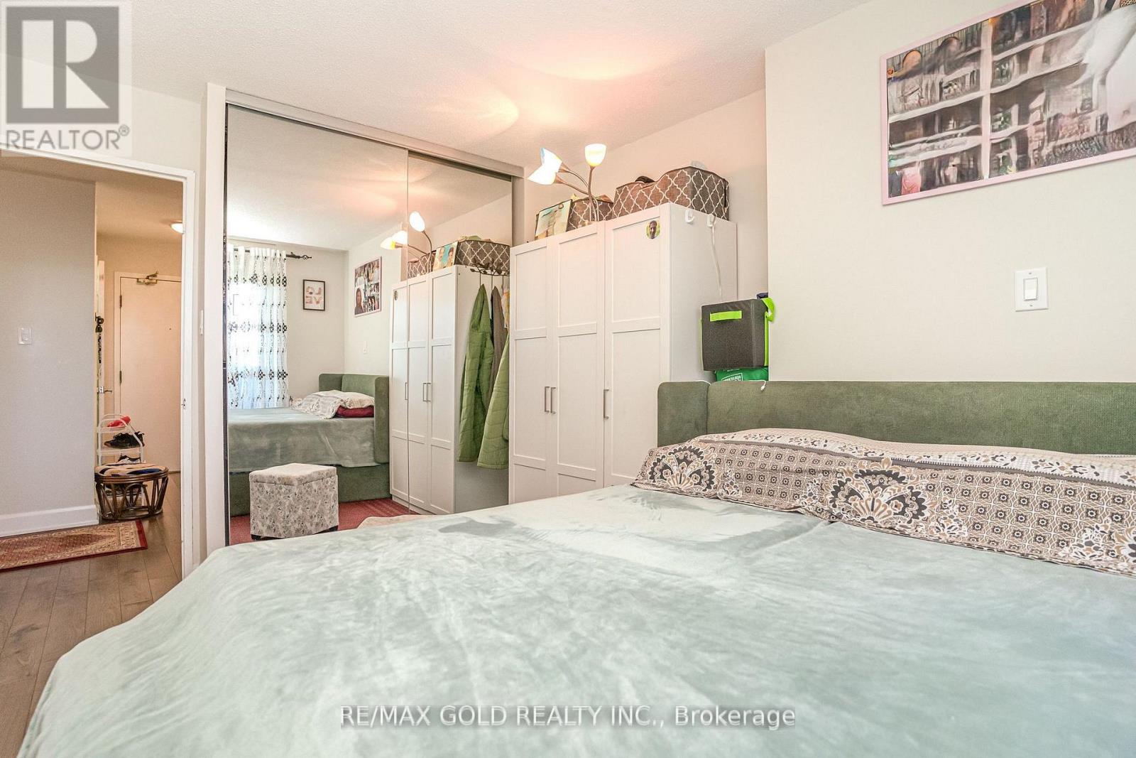 403 - 30 Malta Avenue, Brampton, Ontario  L6Y 4W6 - Photo 25 - W12487562