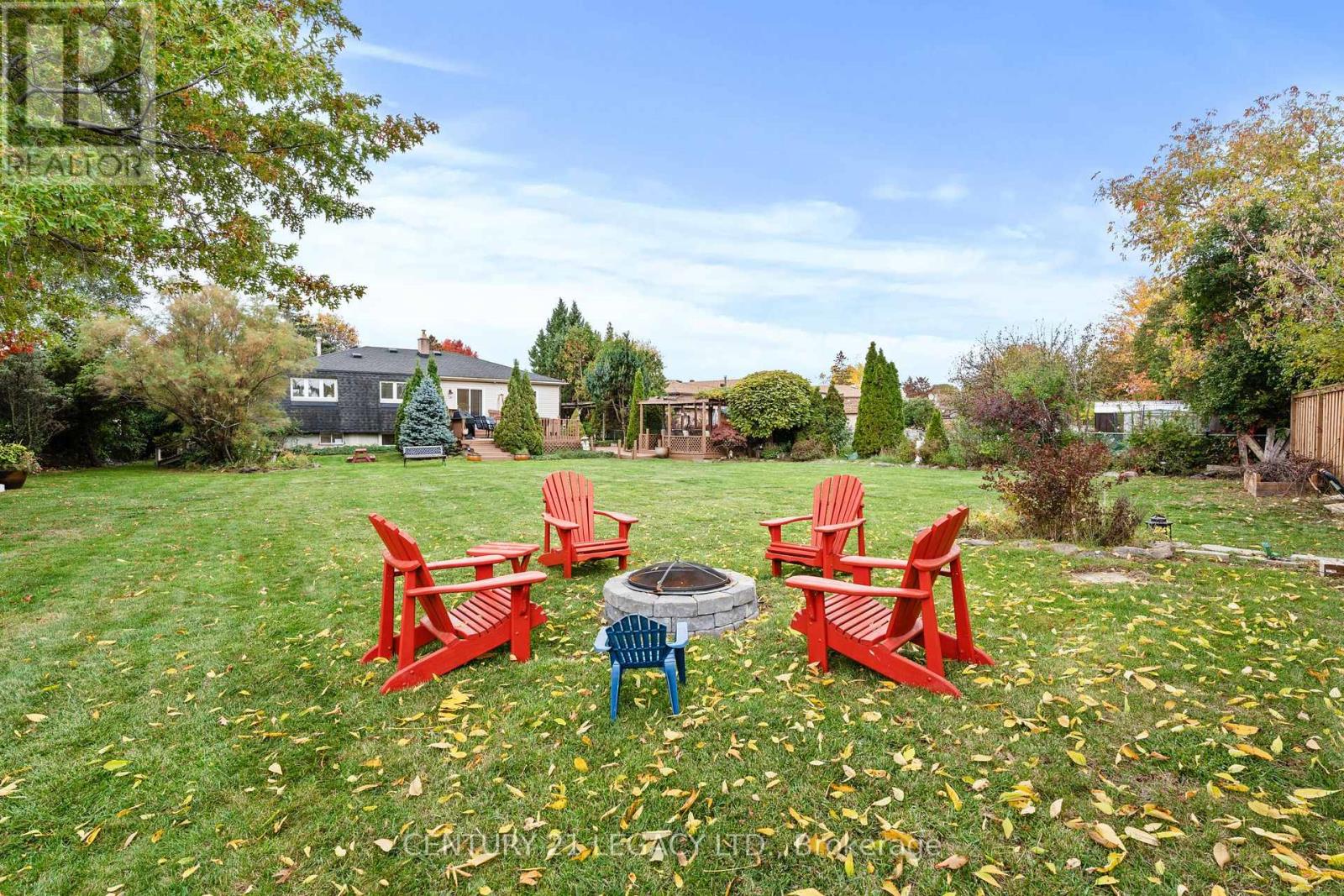 299 Pinegrove Road, Oakville, Ontario  L6K 3P8 - Photo 36 - W12487563