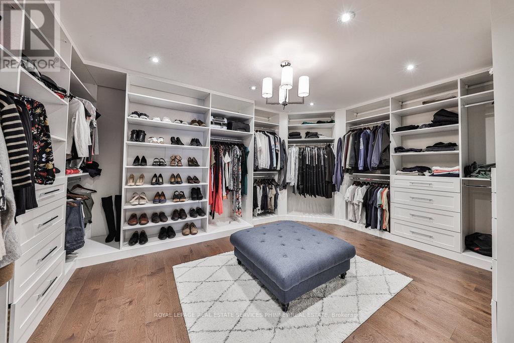 1257 Tecumseh Park Drive, Mississauga, Ontario  L5H 2W5 - Photo 19 - W12487567