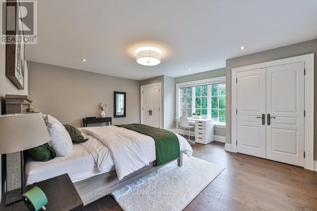 1257 Tecumseh Park Drive, Mississauga, Ontario  L5H 2W5 - Photo 25 - W12487567