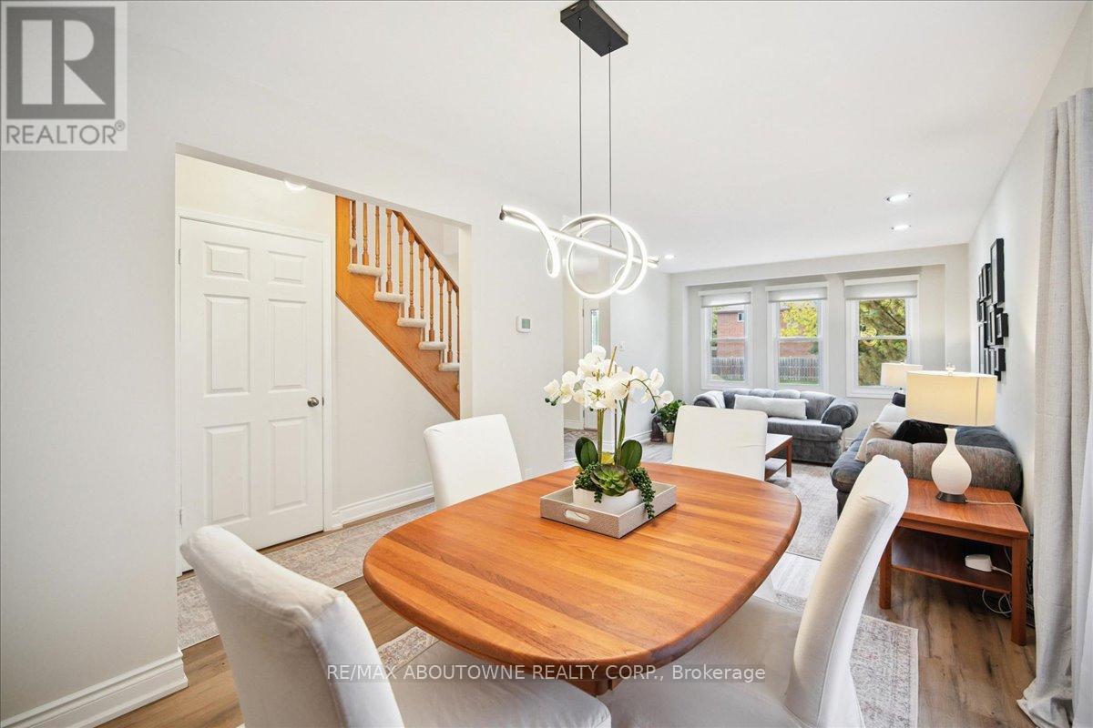 87 River Oaks Boulevard W, Oakville, Ontario  L6H 3N4 - Photo 7 - W12487572