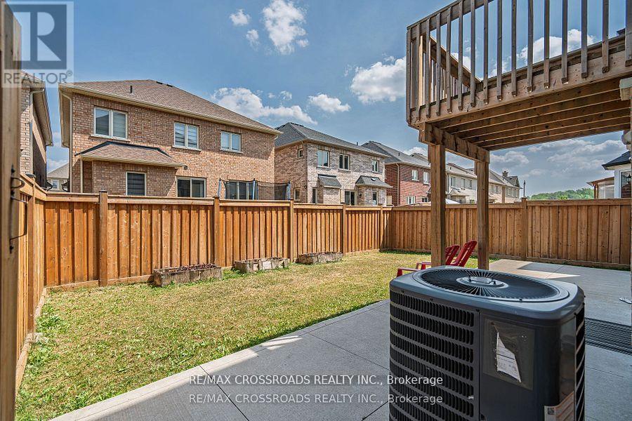 119 Russell Creek Drive, Brampton, Ontario  L6R 0B3 - Photo 44 - W12487574