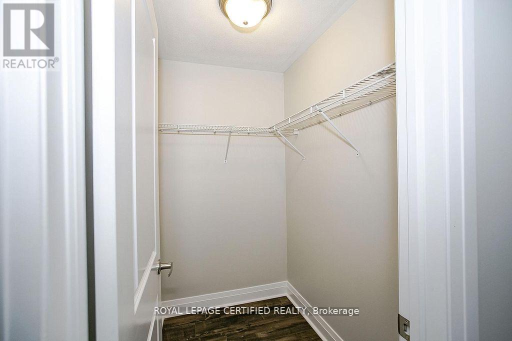 32 Dalbeattie Drive, Brampton, Ontario  L6Y 6H6 - Photo 33 - W12487578