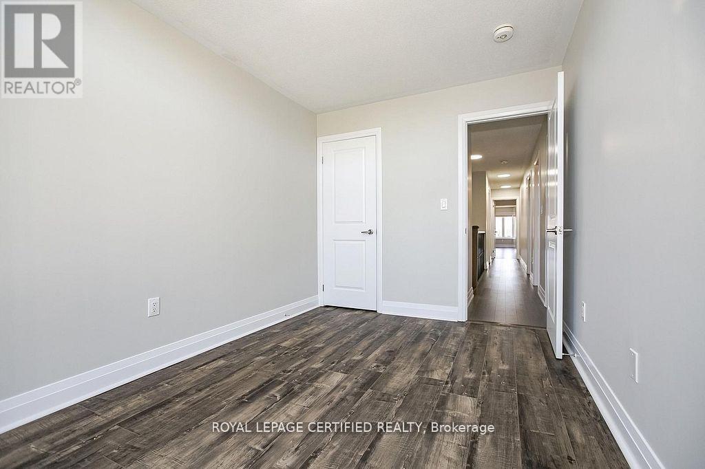 32 Dalbeattie Drive, Brampton, Ontario  L6Y 6H6 - Photo 37 - W12487578