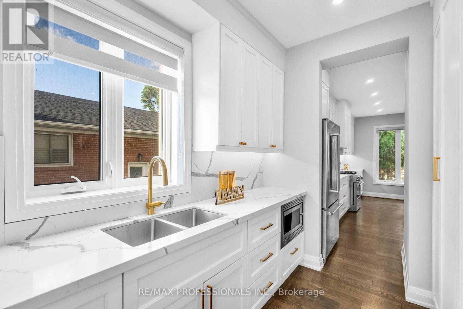 11 Odessa Avenue, Toronto, Ontario  M9C 4J7 - Photo 16 - W12487585