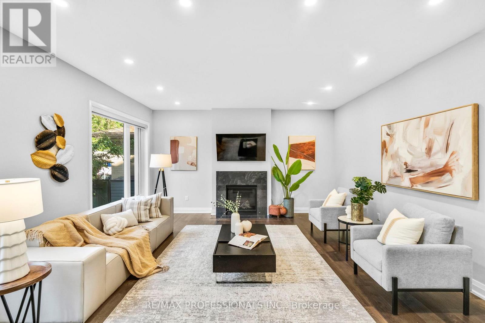 11 Odessa Avenue, Toronto, Ontario  M9C 4J7 - Photo 7 - W12487585