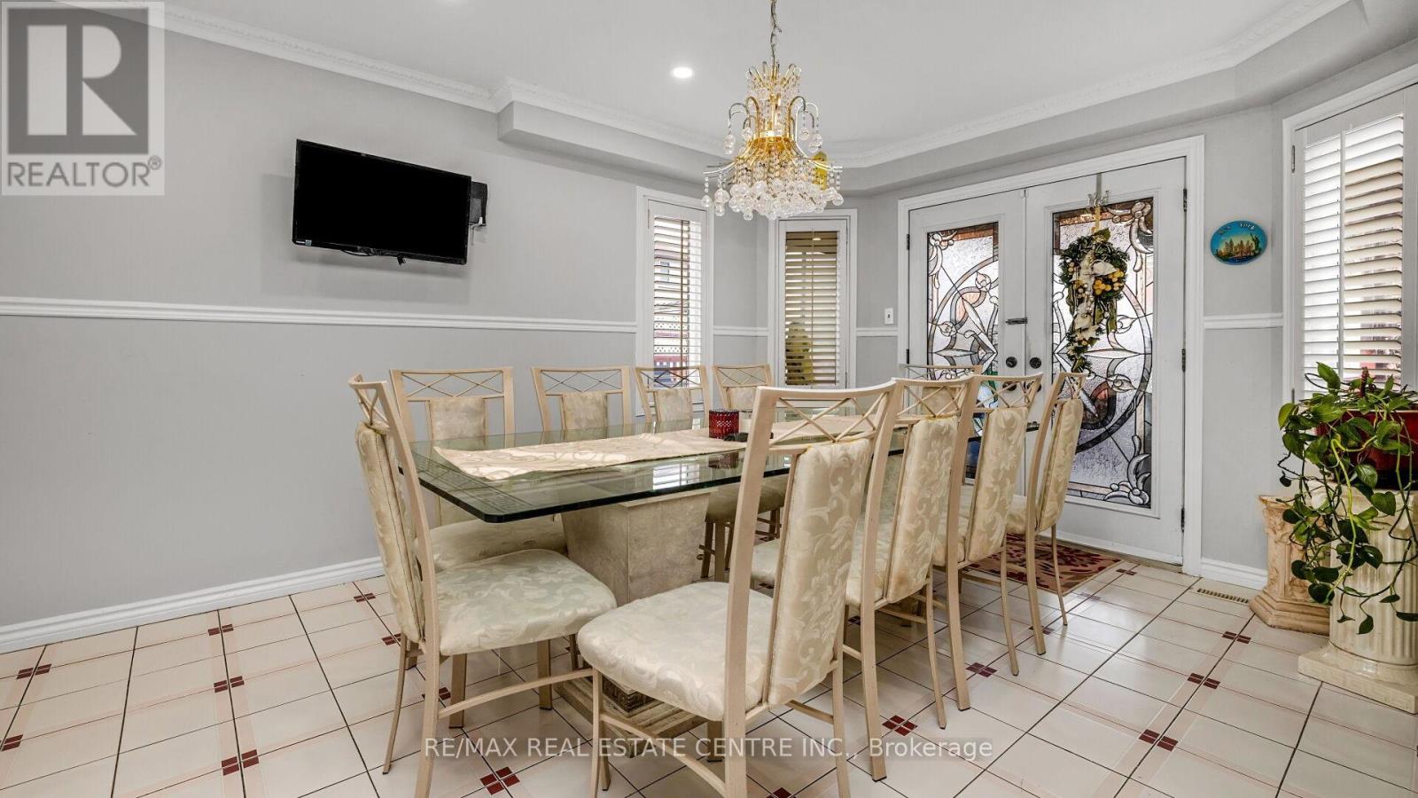 4489 Weymouth Commons Crescent, Mississauga, Ontario  L5R 1P5 - Photo 18 - W12487600