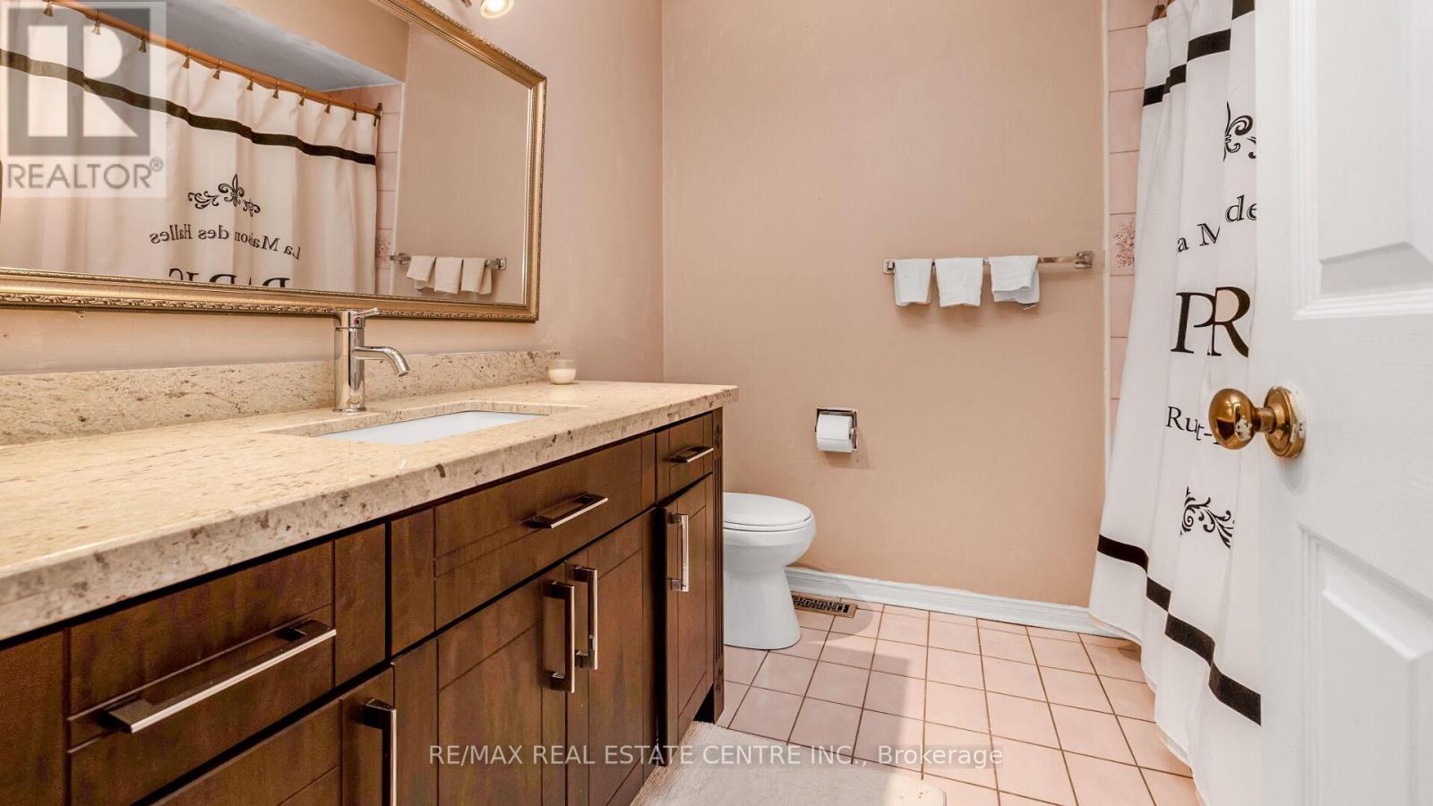 4489 Weymouth Commons Crescent, Mississauga, Ontario  L5R 1P5 - Photo 32 - W12487600