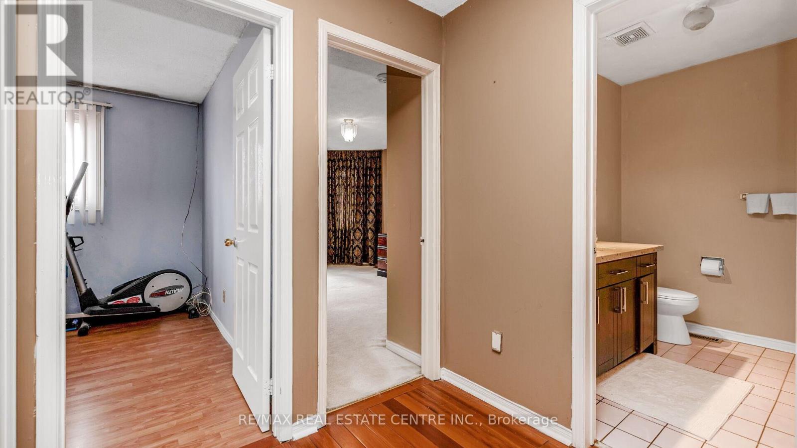 4489 Weymouth Commons Crescent, Mississauga, Ontario  L5R 1P5 - Photo 33 - W12487600