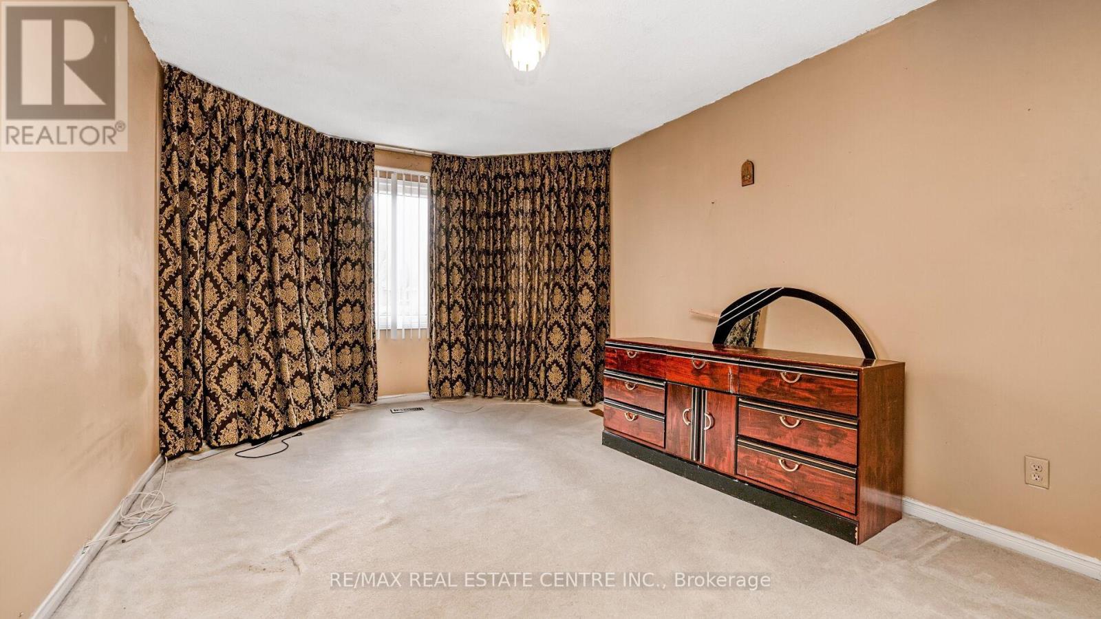 4489 Weymouth Commons Crescent, Mississauga, Ontario  L5R 1P5 - Photo 35 - W12487600